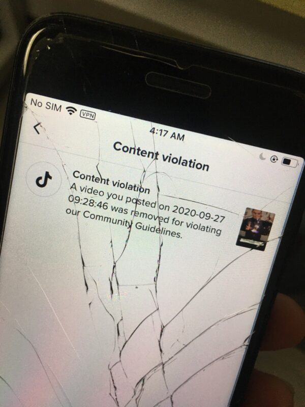 2020-10-07请问一下大家有没有遇到过这种情况，视频发布一段时间，慢慢开始火起来的时候，Tiktok说违规，然后把视频remove了的？遇到这种情况需要怎么解决呢？ 视频是正常的视频，就一个人在调酒，也不知道哪里违规-极客跨境