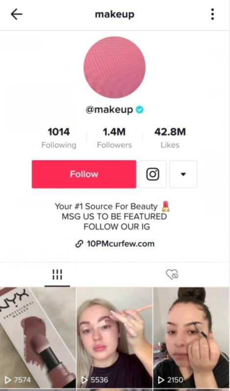 2020-12-09最近在做嘀嗒狗数据平台的tiktok广告的监测功能的时候遇到一个比较头疼的问题，就是如何通过爬虫抓取到特定类目的广告呢，tiktok个性化推荐的机制导致了不是该广告的目标受众就无法被看到该类型广告，所以我就特意研究了下如何快速养成账号的定向标签。 目前通过我的方案，可以让爬虫账号自动化养成特定的标签，提升特定领域广告的抓取效率。 一、为什么要做TIKTOK定向标签 定向帐号有着非常高的价值，不管国内抖音还是TIKTOK帐号，我们都强调做垂直化内容，举个例子，100万粉的搞笑号，还不如10万粉的油画号来的有价值。“内容垂直度”很重要；对于帐号我们应该追求有效流量：垂直类的、潜在的付费用户。 定向标签还具有以下优点： （1）对于涨粉，定向帐号的涨粉速度更快更精准，一旦平台给账号打上特定标签后，首先我们发布的视频都会被优先推送给本领域用户。 可以这样设想，同一个视频给1000个不同领域的用户看，和给1000个同帐号领域的用户看，同帐号领域的用户关注数肯定会大于前者，这就会让我们的涨粉更快更精准。 （2）可以定向获取对应领域的广告，这一块主要针对做广告投放的伙伴，有了定向标签的帐号，同样tiktok也会反向认为我们是这个领域的潜在用户，从而不断推送给我们相同领域的广告，对于想快速了解tiktok某个领域的广告详情和投放技巧都有不错的借鉴意义。 （3）竞品/对标帐号调研，定向标签的帐号，在foryou里接收到的，优先会是同领域的热门视频，这些视频能上foryou推荐说明这个帐号做的还不错。 而且往往能看到，刷来刷去这几个帐号出现的频率还挺高的，那这些基本就是我们可以作为对标的帐号。对于某个特定类目，定向帐号还能帮我们快速收集到相同品类的视频，有助于我们做竞品调研。 （4）变现模式更明确，tiktok主流盈利模式目前大概有以下10种：创作者激励、短视频带货、直播带货、直播打赏、引流油管赚CPM收益、接广告、音乐推广、星图任务、知识付费和账号交易。 定向帐号相比普通帐号的粉丝更精准、商业价值也更大，不管是哪种变现模式，定向帐号的效益都会更好。 （5）用户转化更加容易，运营的内容输出做的很好，如果粉丝不够精准的话，那么转化可能会从千分之几变成万分或百万分之几！定向帐号坚持垂直领域所输出的内容，吸引的用户会比较精准，实现用户转化率也会高一点！ 二、如何快速新建帐号的定向标签 在做帐号类型的时候除了选择领域，还需要做一些基础调研工作。定向帐号同样也要从帐号调研、帐号申请注册和日常养号技巧来考虑。 1.帐号调研 在注册之前先完成帐号属性调研，这一步可以把帐号运营的基础操作同时完成。假设我们准备新建一个做化妆类的帐号，可以使用一张调研表。 表格维度可以包含：帐号名、粉丝数、BIO简介、视频总数、内容主题、视频时长、封面特点、视频元素、BGM、视频标签、文案。 我是统计调研帐号的最近30条视频，取播放量最高的前10条视频数据。大家可以根据自己需求去调整，需要表格的可以加我：xiievil 这个表格工具可以帮我们完成关键词词库（定向搜索视频内容更快、更全面），之后的帐号基础设置（昵称、BIO），视频内容投放（标签用什么、视频时长控制、BGM怎么选，文案怎么写）。 当然也可以通过tiktok数据平台来快速搜索同领域帐号。  通过TIKTOK上搜关键词makeup查看视频需要注意，视频的发布时间要最近的，参考价值比较大。 对于粉丝画像，目前没有比较好的方式做深度了解，但是可以通过帐号的followers点进去看下，看下这些粉丝主页发布的是什么，可以大致了解到粉丝的属性。 这个只要快速点击粉丝主页浏览，即可了解到粉丝性别比重和年龄。 2.帐号注册 （1）帐号注册时会有一个兴趣分类可选，这是第一个平台可以对帐号进行打标的动作。 （2）主页设置：头像、昵称和BIO简介。我们上面做完调研的表格这个时候就起到作用了，可以很清楚的看到大家是怎么设置这些基本信息的。 昵称可以使用领域相关的词汇，简介则可以使用人性化搭配关键词，加一些表情包的方式来表达，让平台更好地辨别你是做什么的。 （3）帐号注册完成后可以升级成专业用户，这个过程中也有一个可以选择创作的领域，这是第二个可以给自己打标的动作。 点击设置里的pro account-点击Analytics(数据分析)-点击Manage account-点击Switch to Pro Account-选择Creator创作者申请-选择创作领域分类。 3.通过日常养号操作来给帐号打标签 日常养号是运营很重要的一部分，针对国内用户，养号还可以让平台判别帐号是否为真人操作。 我们会通过各个流量入口来浏览视频，可以在不同的流量入口定向地执行我们想要的行为操作，来影响和引导平台对帐号的判定。 当平台80%推送的内容是同一个领域内容时，就说明定向帐号已经养成了。 目前流量入口有以下： 1. Foryou 2. 个人主页 3. 关注 4. BMG 5. 搜索 6. 标签 7. 分享 根据流量入口我们可以分为常规养号操作和精准养号操作。 常规养号：常规养号的必要性是让平台认为我们是真人操作 （1）我们正常浏览TIKTOK推送的视频，也就是foryou界面的视频，对账号领域不相关的视频直接划走，或减少观看时长，也可以长按，选择不喜欢该类型视频，平台就会知道你不喜欢什么样的内容。 （2）相关的视频内容进行相应的点赞、评论（前期可以直接copy别人的，选择长一点、有互动性的评论语，对方回复有加权）、分享、关注。     可以让优质的视频重复播放2遍，让平台更加快速地判定你喜欢这类的视频。 （3）收藏特定的BGM，有些领域有特定的BGM，可以通过这些BGM查看相关的视频，我们搜关键词makeup,可以看到使用makeup音乐的下面基本都是美妆视频。 精准养号：通过搜索特定关键词、标签、BMG、达人，找到和浏览该领域的视频。 （1）关键词包含通用关键词，和相关领域的扩展延伸的词汇，通过搜索可以在短时间内大量浏览同领域视频，并对视频进行点赞、评论和分享操作，留下个人行为标签。 （2）对于领域视频进行评论，评论可以长一点，可以引起互动的话（为了互动可以加：Look forward to your reply），还能增加一些权重。 （3）对领域视频进行分享，分享和关注的权重比较大，一旦分享，平台就知道你很喜欢这类型的视频，就会给你打上这条视频相关的标签属性。     所以可以通过搜索，找一些视频标签、文案中带有领域关键词的热门视频，进行分享。如果前期没有视频发布，通过分享一些热门领域视频到主页是一个不错的选择。 大家可以根据需要和热门视频进行合拍，发到自己帐号主页，这不仅可以曾大V的流量，也是破0播放的一种常规操作。 目前dou+刚开，爬虫信息流的带链接的广告信息也越来越多，那养成账号的特定标签的重要性就尤为重要了。尤其是对想要开始投放的朋友更应该关注现在投放的都是什么品，数据怎么样。-极客跨境